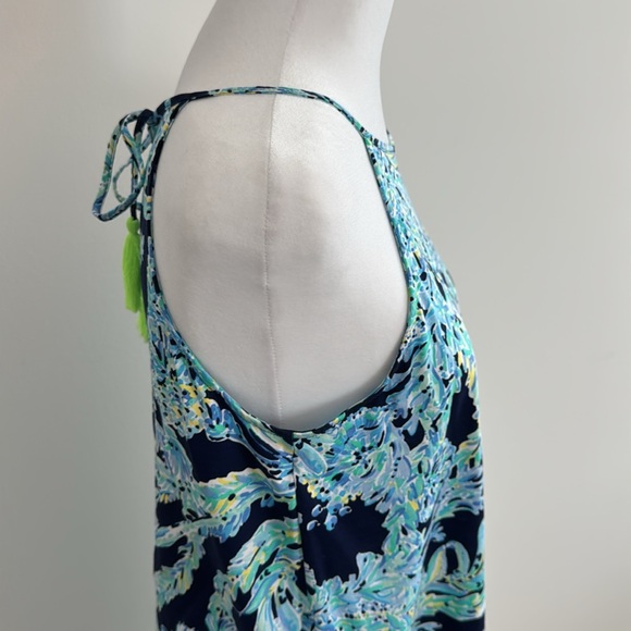 Lilly Pulitzer halter neck dress excellent used condition. Size small. - Picture 7 of 9